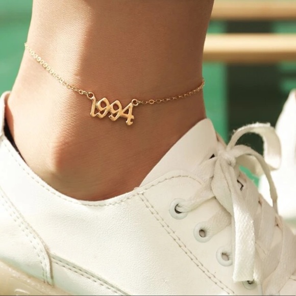 Brandy Melville Jewelry - LAST ONE SALE 1994 Birth Year Anklet or Bracelet